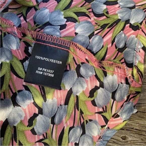 Senlis two- piece floral skirt set size S/M - Picture 2 of 12